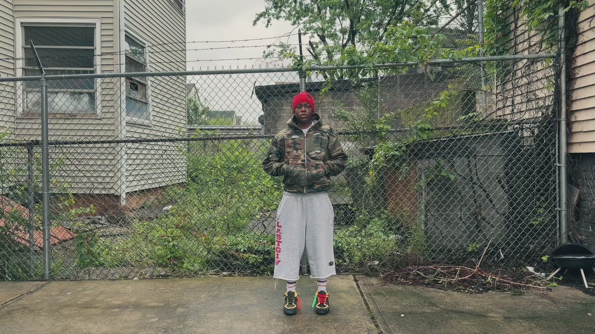 Load video: 